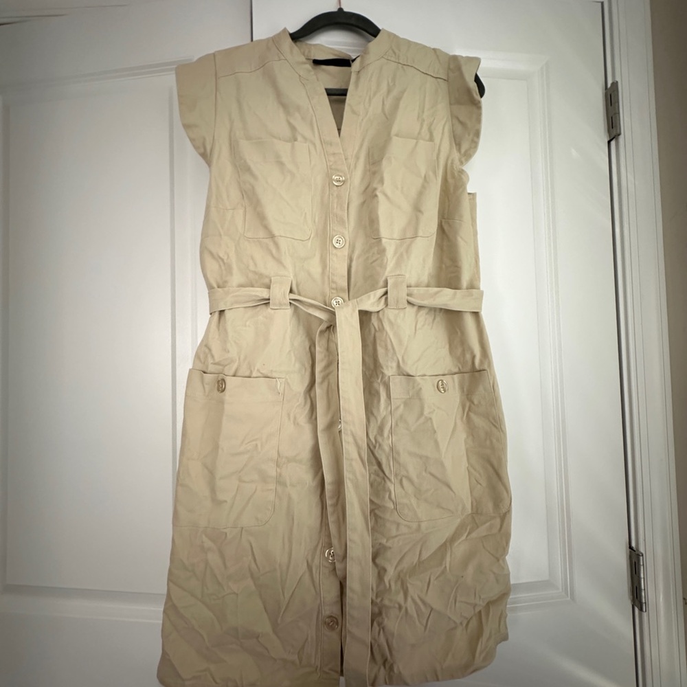 New York & Company Light Beige Sleeveless Shirt Dress